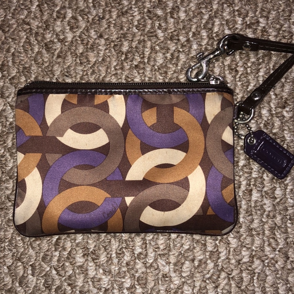 Coach wristlet - Picture 4 of 6